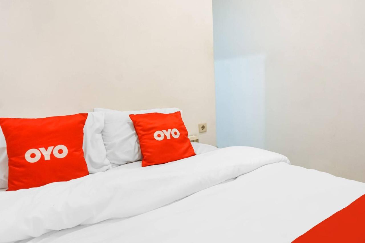 Super Oyo 91074 Stariez Senen Syariah Hotel Jakarta Exterior photo