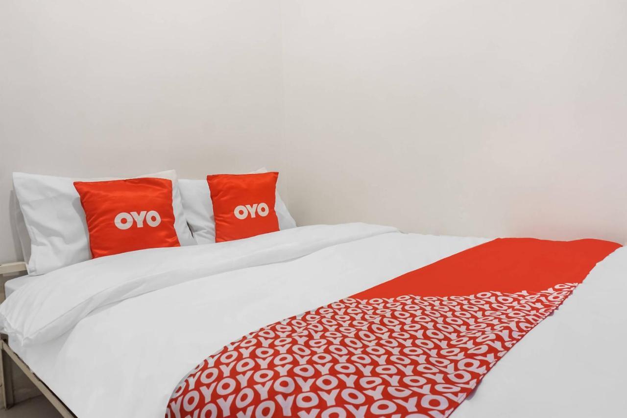 Super Oyo 91074 Stariez Senen Syariah Hotel Jakarta Exterior photo
