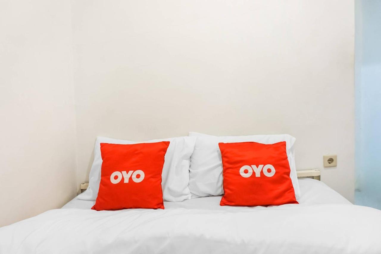 Super Oyo 91074 Stariez Senen Syariah Hotel Jakarta Exterior photo